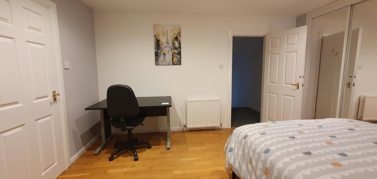 Spacious, Modern 3 Bedroom Luxury Flat In Centre Location Broughty Ferry Bagian luar foto